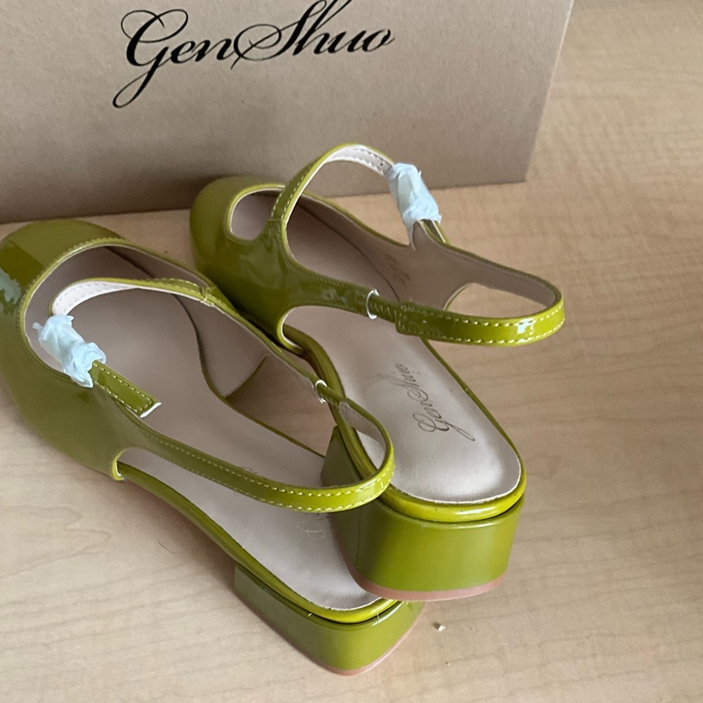 Green Patent Slingback Flats with Mary Jane Strap - Picture 2 of 5